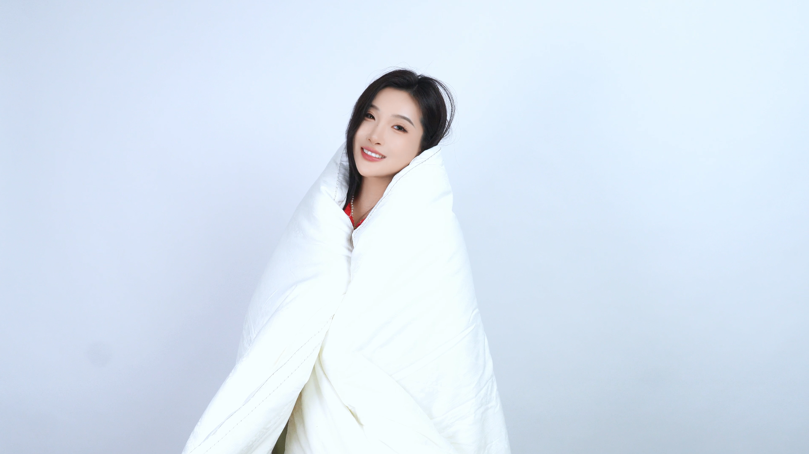 美智芯签约冠军品牌代言人,以匠心打造新一代床品